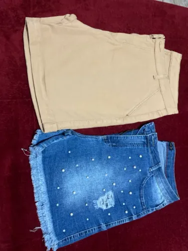 Shorts Jeans com Pérolas e Bege