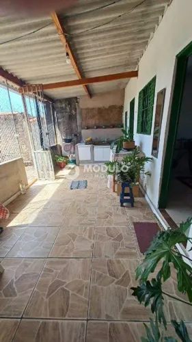 CASA RESIDENCIAL à venda, 1 quarto, JARDIM CANAA - Uberlândia/MG