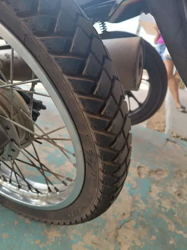 Vendo moto fan 150 documento pago peneu novo 