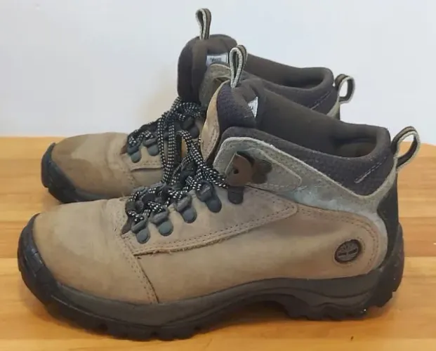Bota Timberland Feminina 34 Original Couro Legítimo Trabalho Conforto [Usada] Veste 35