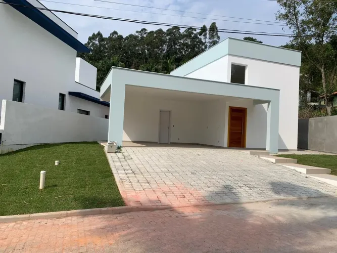 Casa 3 quartos no bairro Cachoeira do Bom Jesus Florianópolis