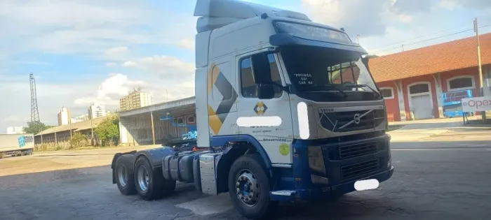 CAMINHÃO VOLVO FM 370 6X2 2014