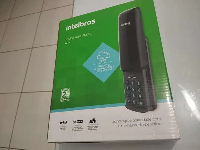 Fechadura digital sobrepor