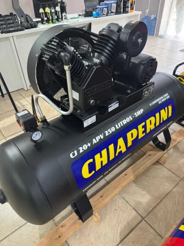 Compressor 250 Litros 175 psi 20 pcm Industrial Motor 5CV - Chiaperini (Novo)