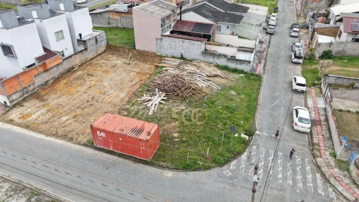 Terreno de esquina à venda - Vale Verde - Palhoça/SC