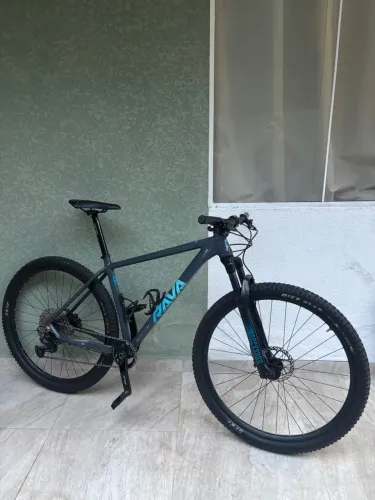 Rava Cave Deore Rockshox