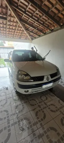 Renault Clio Sed. Privilège Hi-flex 1.6 16V 4P 2005