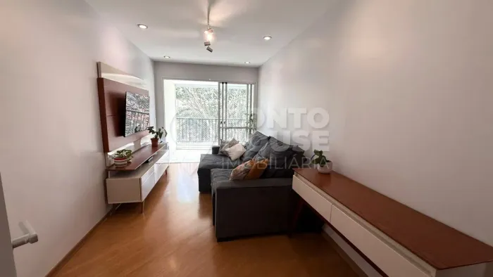 Apartamento à Venda Vila Gumercindo, 3 Dormitórios, 1 Vaga e Lazer, 80 m² úteis