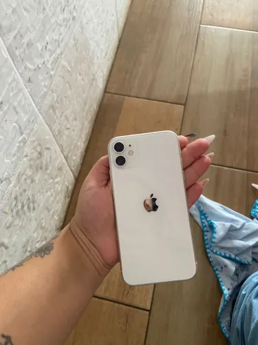 iPhone 11 64g