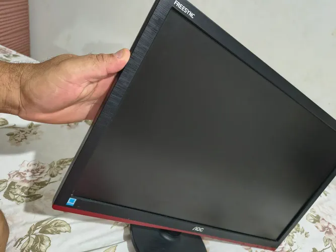 Monitor aoc