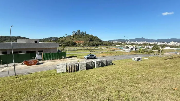 Terreno à venda no centro do Camboriú