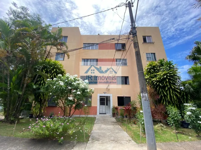 Apartamento a Venda de 2/4 no Condomínio Colina Verde - Resgate - Salvador-Ba