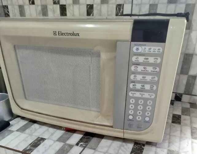 VENDO MICRO-ONDAS ELECTROLUX