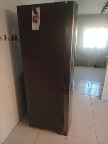 Geladeira inverter em inox