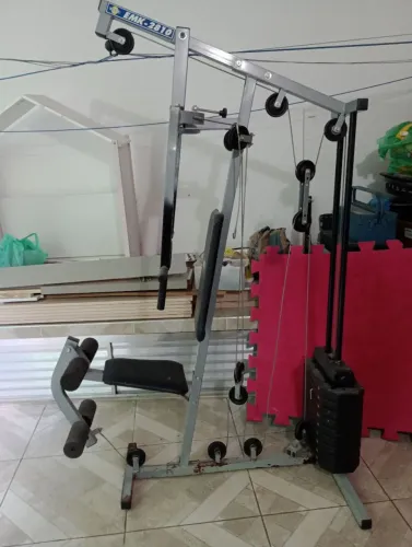 Equipamento musculação