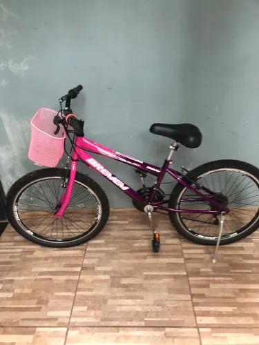 Vendo bicicleta aro 24 semi nova