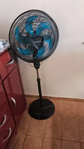 Ventilador de Pé Cadence 6 Pás R$:200.00