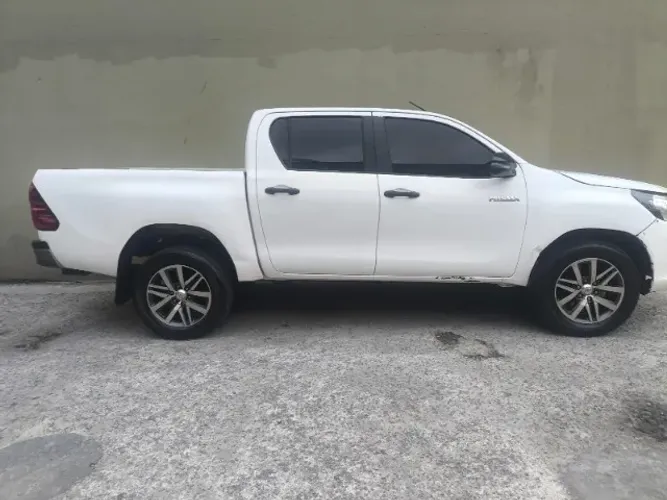 Toyota Hilux CD 4X4 2.8 Diesel Mec. 2020