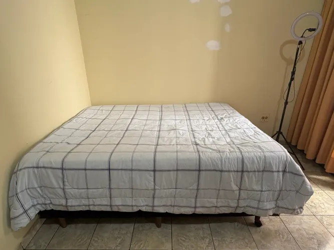 Vende-se colchão semi novo ! Perguntas e dúvidas fale comigo 16. *