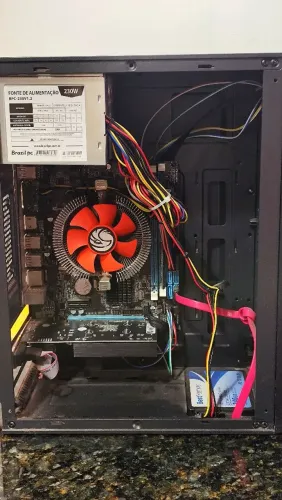 Computador de entrada com placa de vídeo