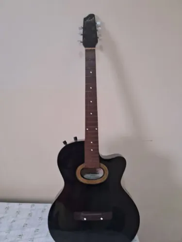 Violão elétrico sem cordas