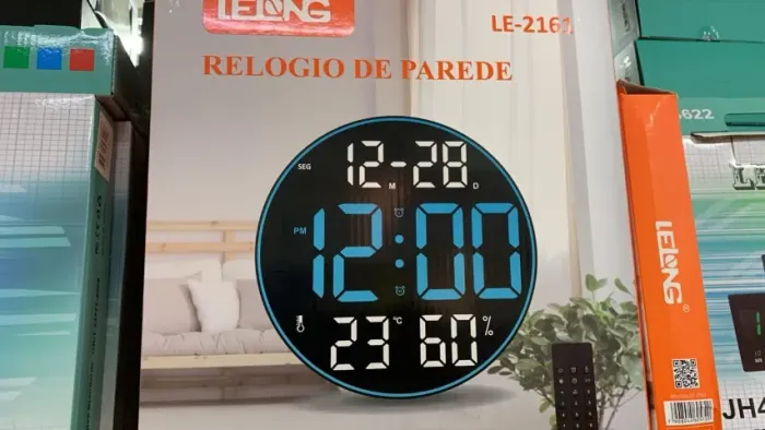 Relógio Redondo E Cronômetro Digital LED De Parede e Mesa Com 30cm