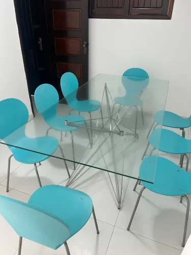 VENDO CONJUNTO DE MESA DE JANTAR + 8 CADEIRAS