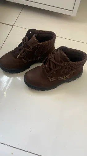 Bota numeração 34