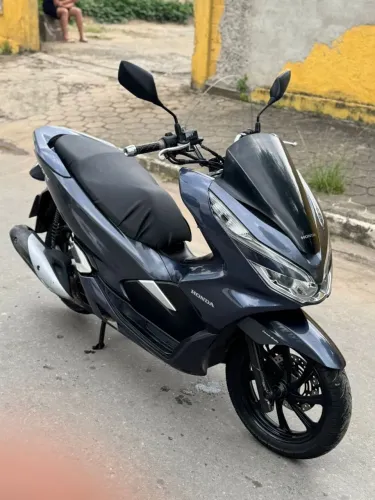 Troco por moto maior .aceito proposta
