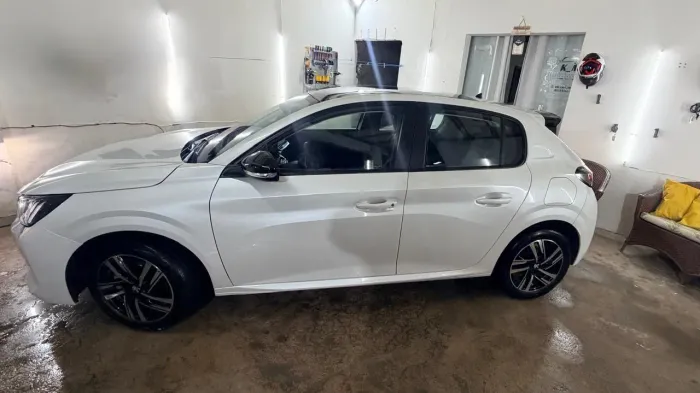 Peugeot 208 Griffe 1.0 Tubo Flex 5P Aut. 2024