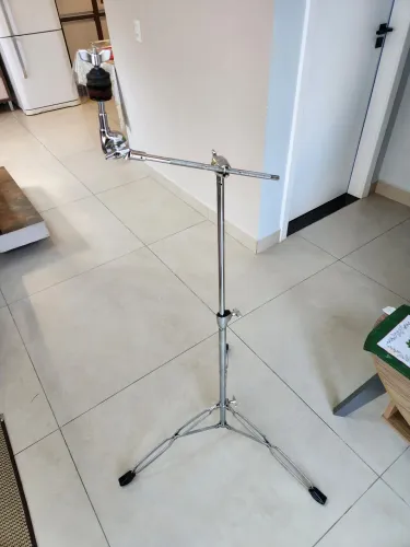 Estante de Prato Girafa Mapex 