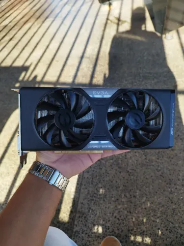 Placa de Vídeo GTX 760 2GB