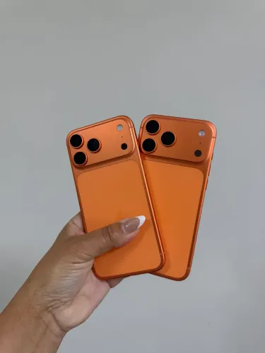 iPhone 17 pro max 2tb semi novo na garantia Apple