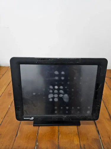 Monitor touch-screen bematech