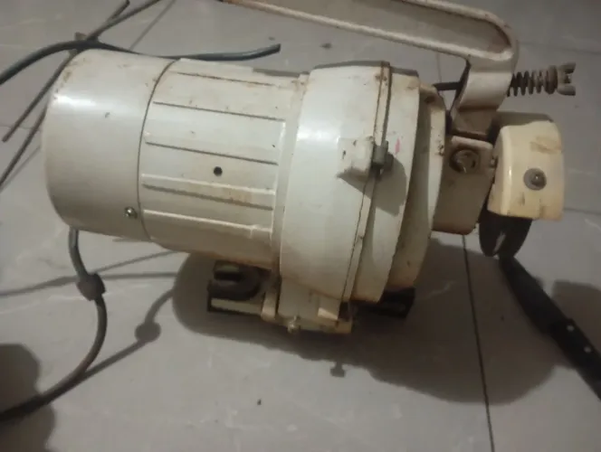 Motor para máquina de costura