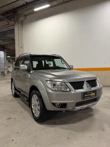Mitsubishi Pajero TR4 2.0 Flex 16V 4X2 Aut. 2012