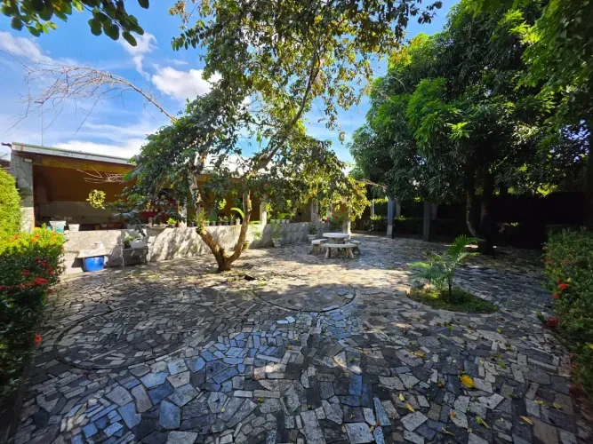 LINDA CASA NO CAMPOS ELISEOS - 650.000
