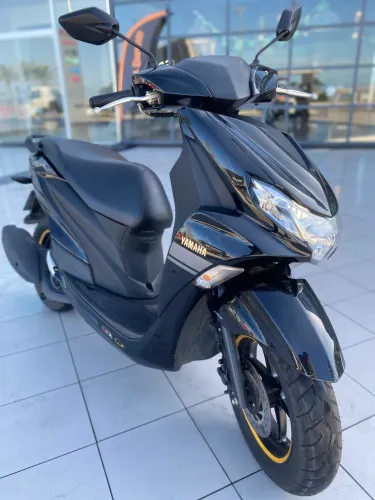 FLUO 125cc Ano: 2024 - 8.600kms SUPER NOVA