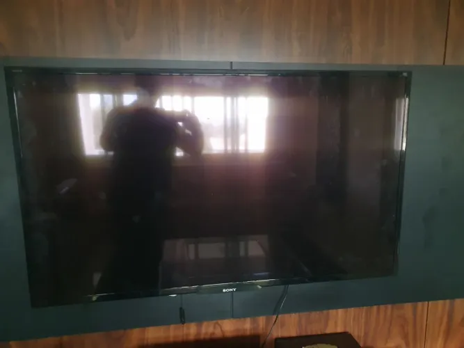 Tv com potencial ,conservada 