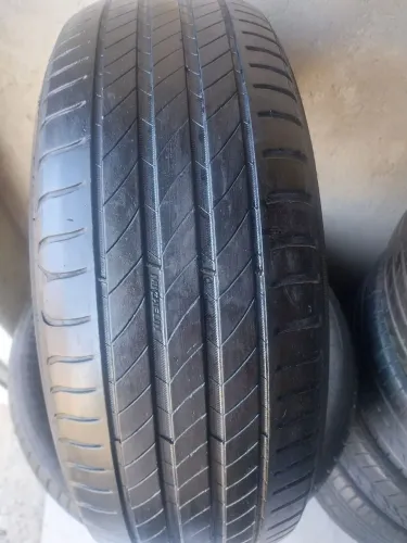 Pneu 185/60/15