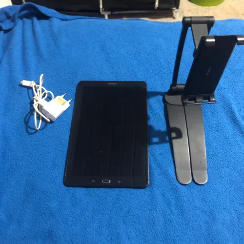 TABLET SAMSUNG  GALAXY