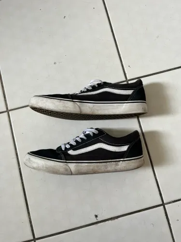 Tênis Vans Old Skool