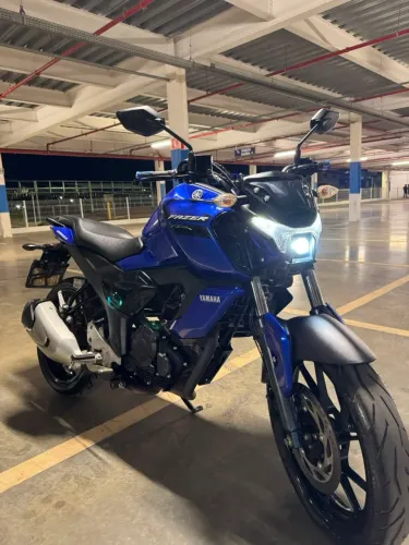 Vende se Fz15