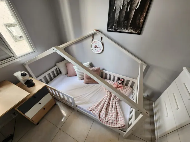 Cama infantil montessoriana + Colchão novo