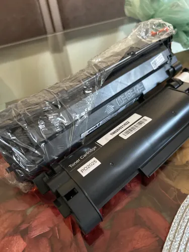 KIT COM 2 TONERS - NOVOS / SEM USO