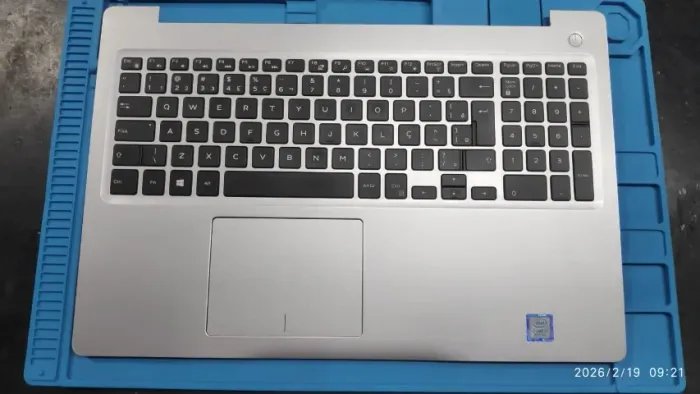 Palmrest DELL Inspiron 15 5570 8ª geração