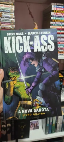 Kick Ass: A nova garota Livro 4 capa dura