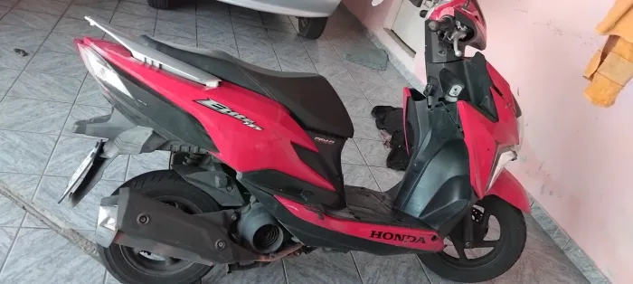 Moto top so pegar e andar