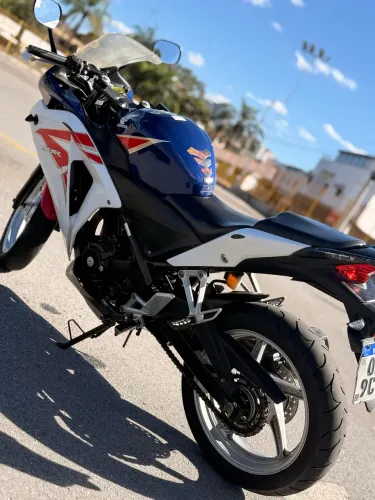 Vendo CBR Novaaaaa abaixo da fipe