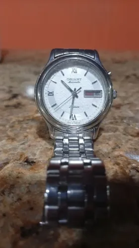 relógio automático vintage Orient série 25 anos